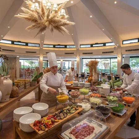 Gattarella Family Puglia - Premium Half-board A La Carte 4* Vieste